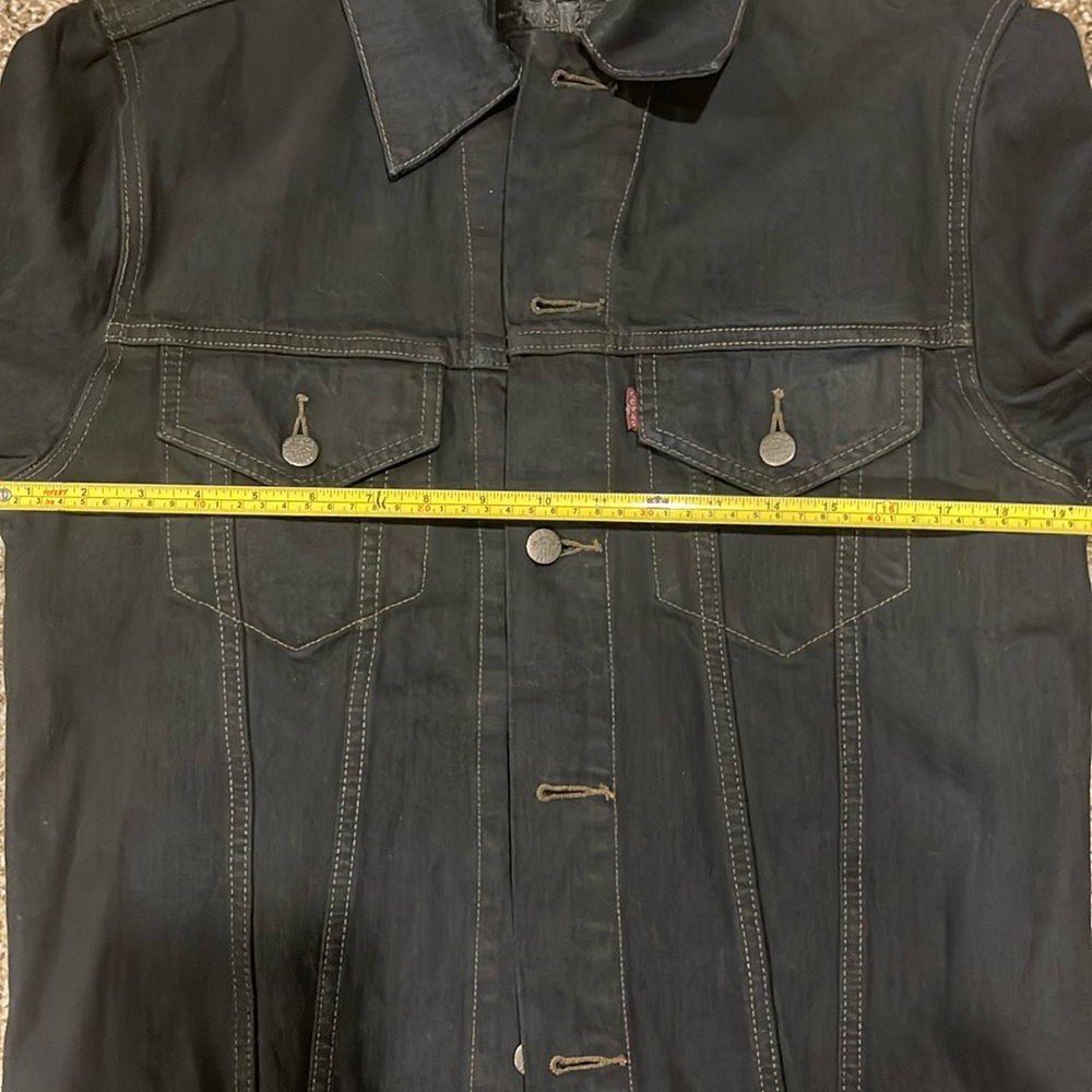 Levi’s Denim Trucker Jacket - Picture 6 of 6